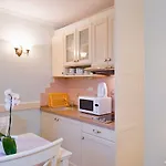 ホテル Sunceva Postelja 4*