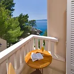 Sunceva Postelja ホテル 4*