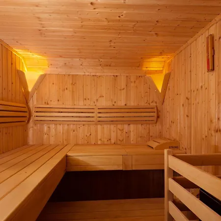 Sunceva Postelja Hotel 4*