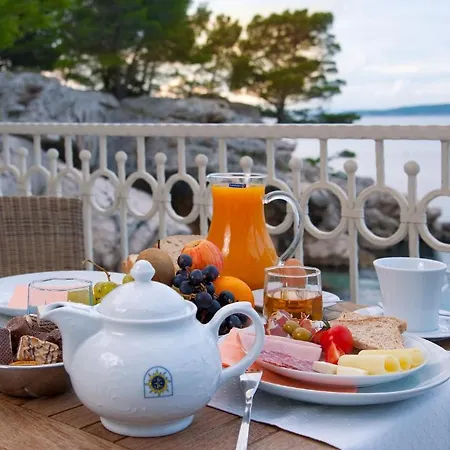 Sunceva Postelja Hotel Brela