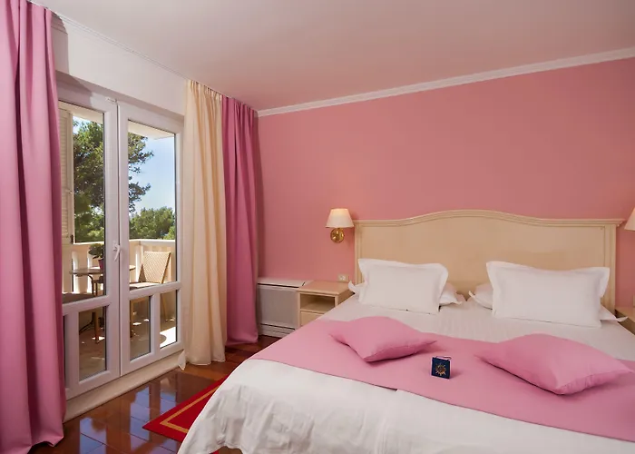 Sunceva Postelja Hotell