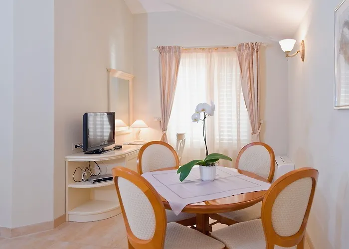 Sunceva Postelja Hotell Brela