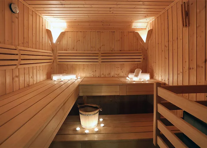 Sunceva Postelja Hotell 4*