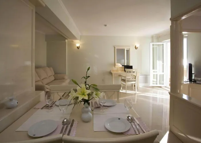 Sunceva Postelja Hotell