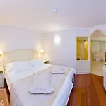 Sunceva Postelja Отель 4*