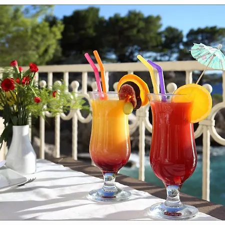 ホテル Sunceva Postelja 4*