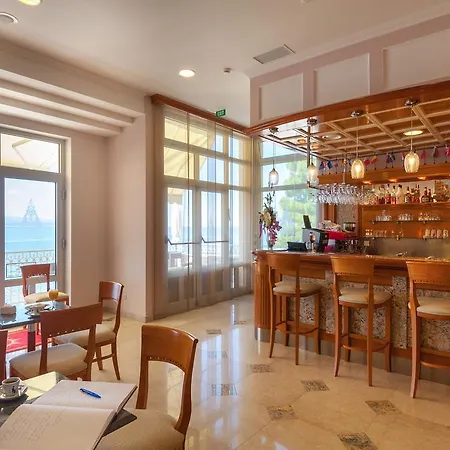 Sunceva Postelja Hotel 4*
