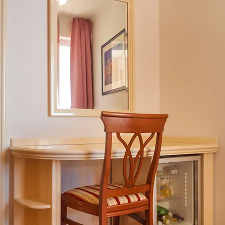 Sunceva Postelja 4* ブレラ