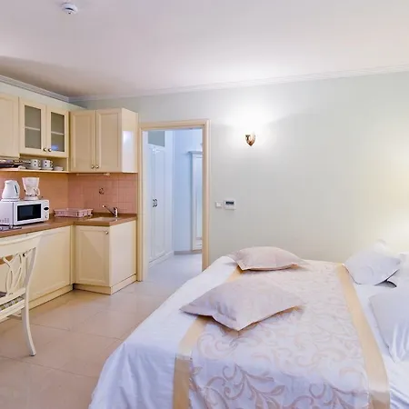 Sunceva Postelja Hotel 4*