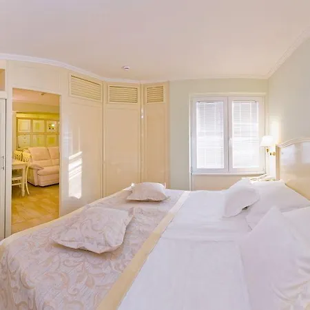 Sunceva Postelja ブレラ