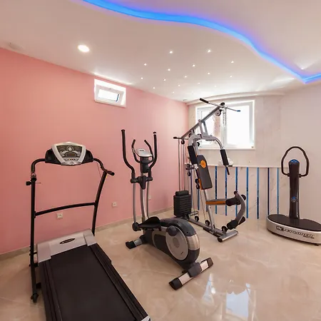 ホテル Sunceva Postelja 4*