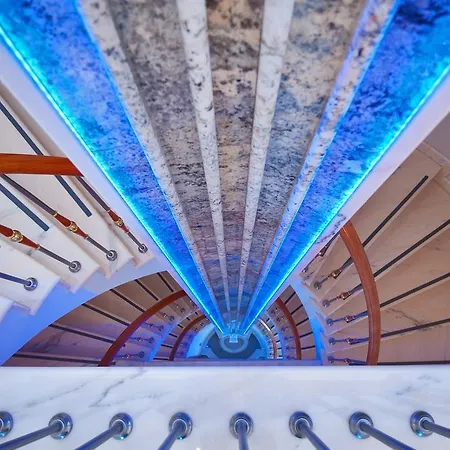 Sunceva Postelja Hotel 4*