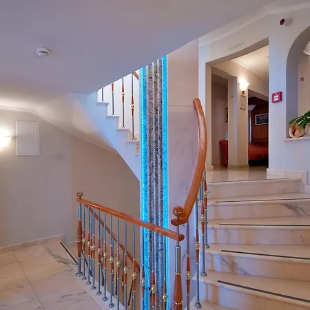 Sunceva Postelja Hotel Brela