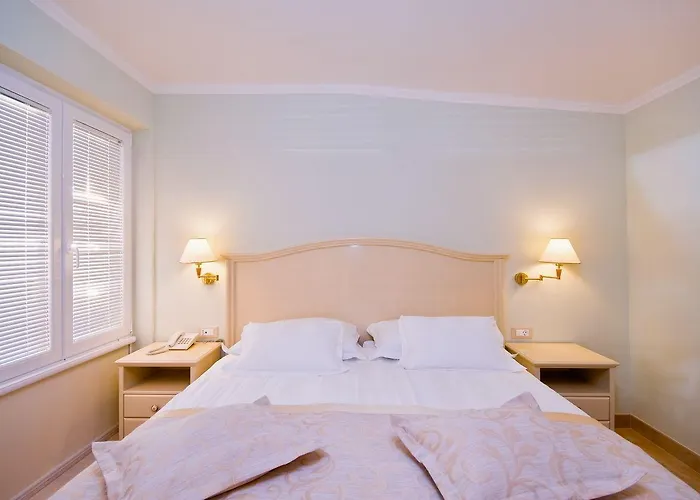 Sunceva Postelja 4* Brela