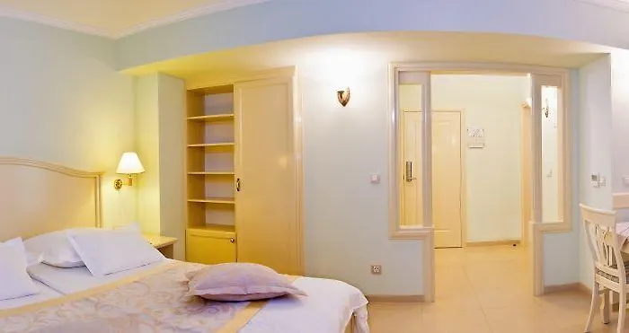 Sunceva Postelja 4* Brela